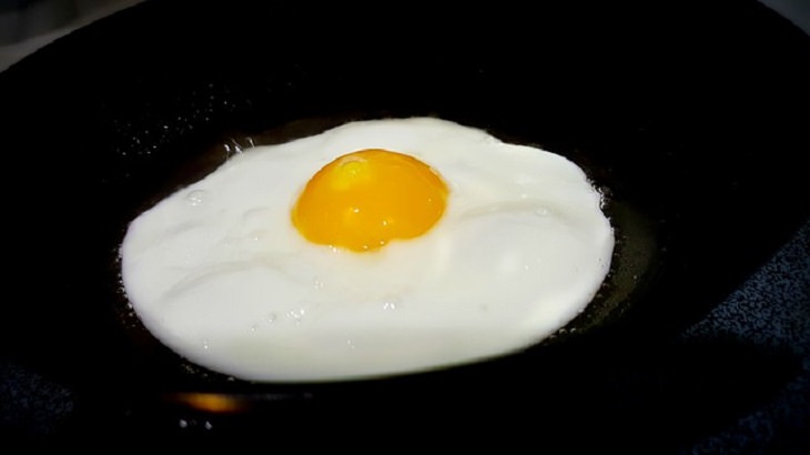 huevos cocinados