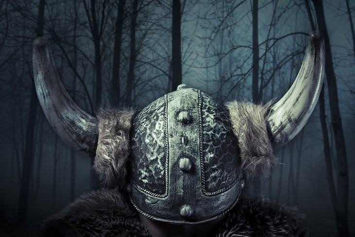 Desmontando mitos vikingos cuernos