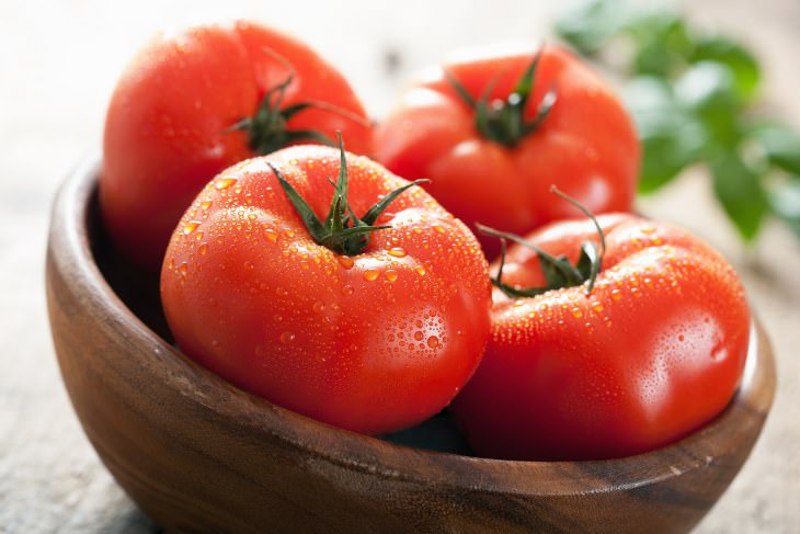 alimentos colágeno piel joven tomates