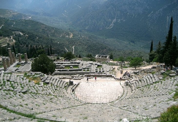 teatros griegos romanos visitar