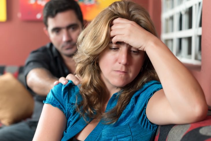 15 señales de que tu pareja te engaña