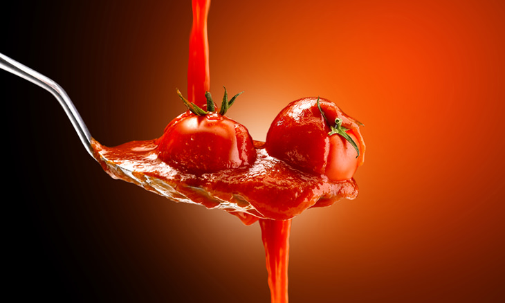 No cocinar salsa de tomate en sartén de hierro