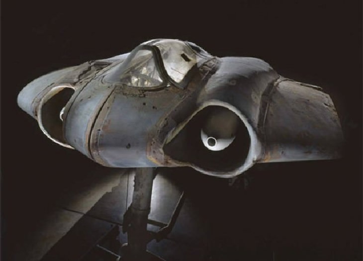 25 imágenes como nuestros antepasados imaginaron futuro avión de reacción nazi llamado Horten 
