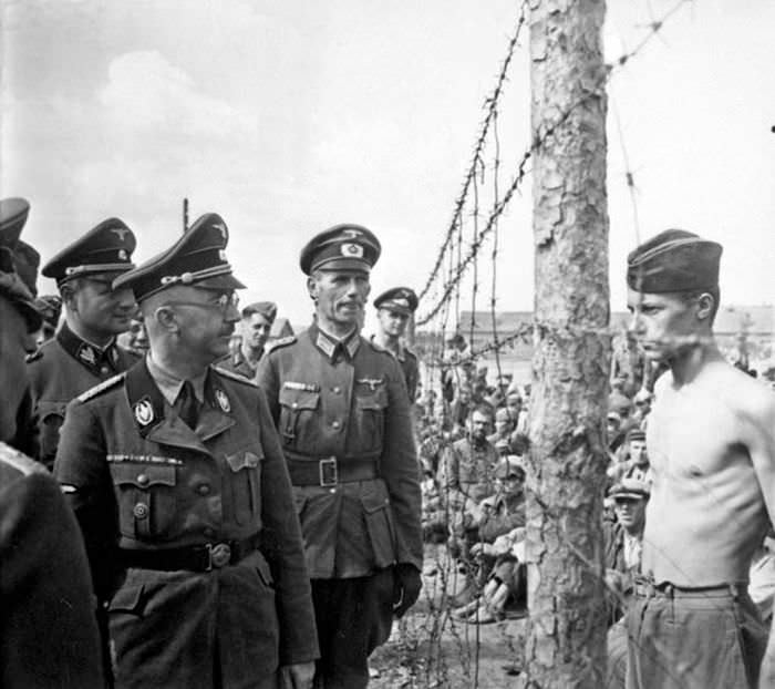 Hitler se encuentra con un prisionero soviético