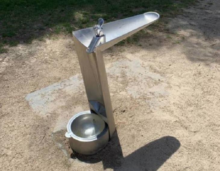 Ideas de diseño innovadoras increíbles, fuente de agua que recoge el agua no utilizada en un recipiente pequeño para perros en la parte inferior