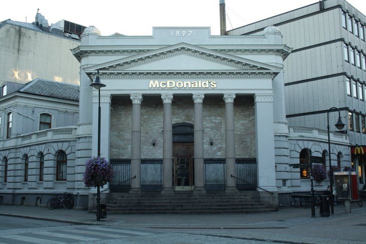Escandinavia: banco McDonald's