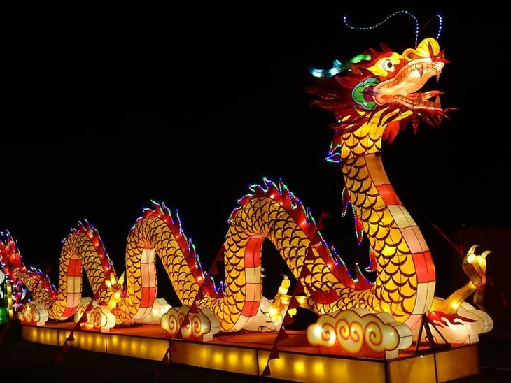 Festival De Esculturas De Hielo De Harbin Dragón chino