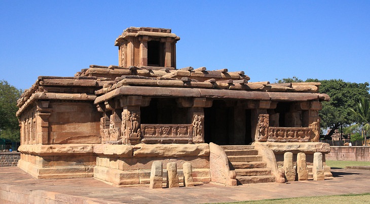 Templos Hinduistas Del Mundo Templo Lad Khan Shiva en Karnataka, India