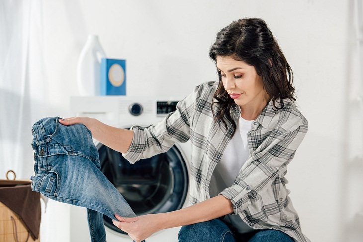 Mito de lavando 6: puedes limpiar tus jeans metiéndolos en el congelador