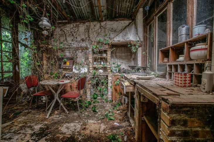 Lugares abandonados Una cabaña abandonada en Inglaterra.