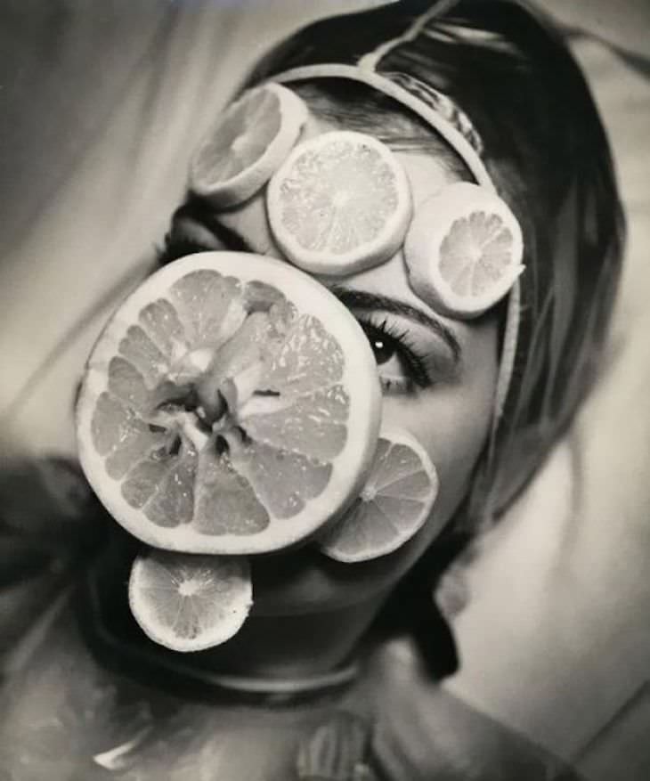 Prácticas De Belleza Del Pasado Una mascarilla de frutas de la década de 1930