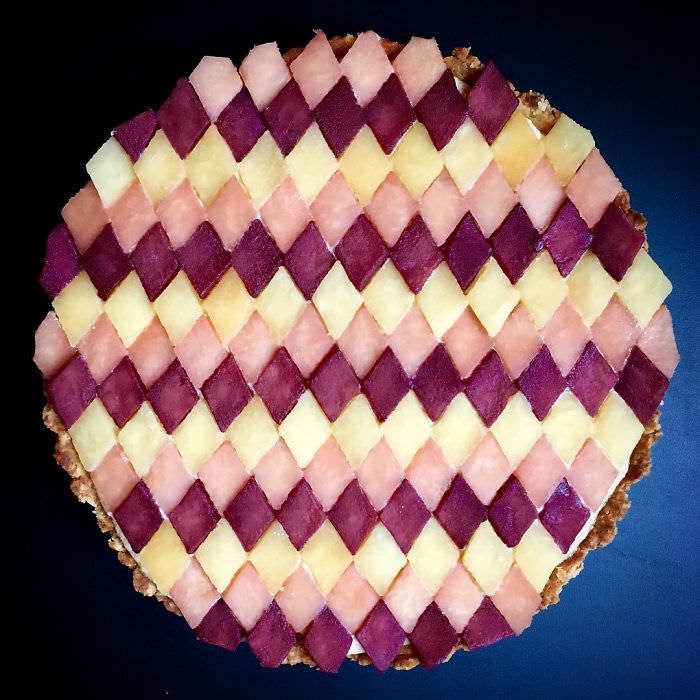 20 Hermosos y Deliciosos Diseños De Tartas De Lauren Ko tarta rombos