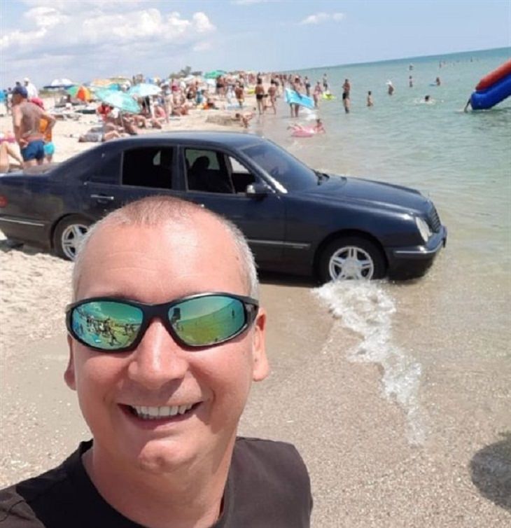 Imágenes de malos conductores auto dentro de la playa
