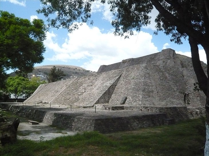 4. La Pirámide de Tenayuca