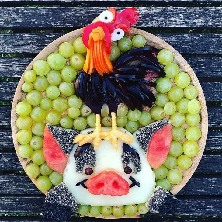 Asombrosas Obras De Arte Animal Elaboradas Solo Con Frutas cerdo y gallo
