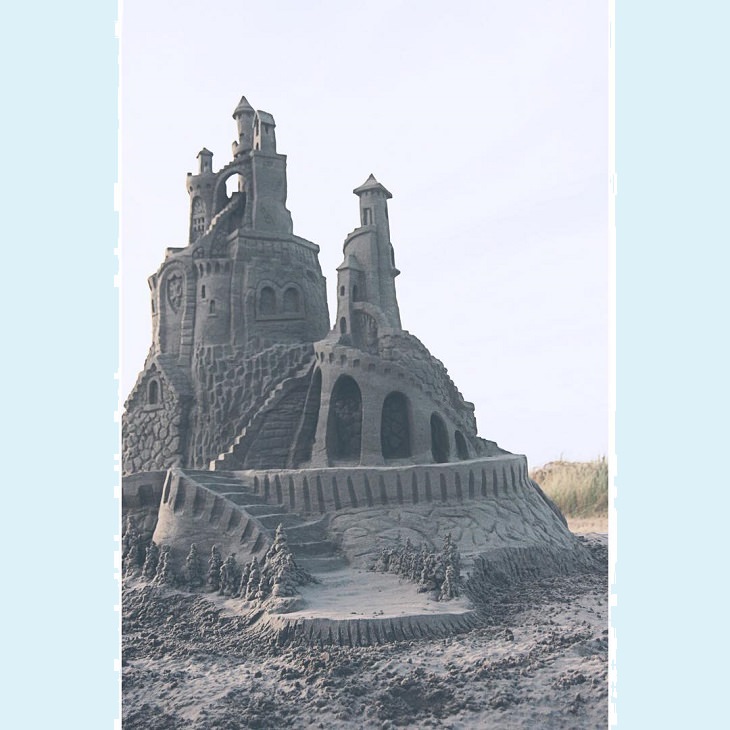 19. Los concursos de castillos de arena realmente sacan a relucir las verdaderas obras maestras