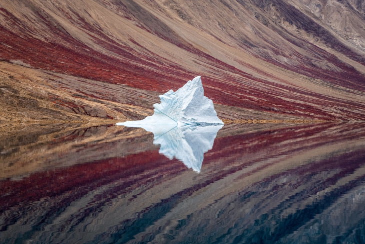 3. Ganador del paisaje: "Reflejos de hielo" de Craig McGowan, Australia