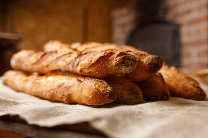 Alimentos Que Empeoran La Celulitis Pan blanco y bagel