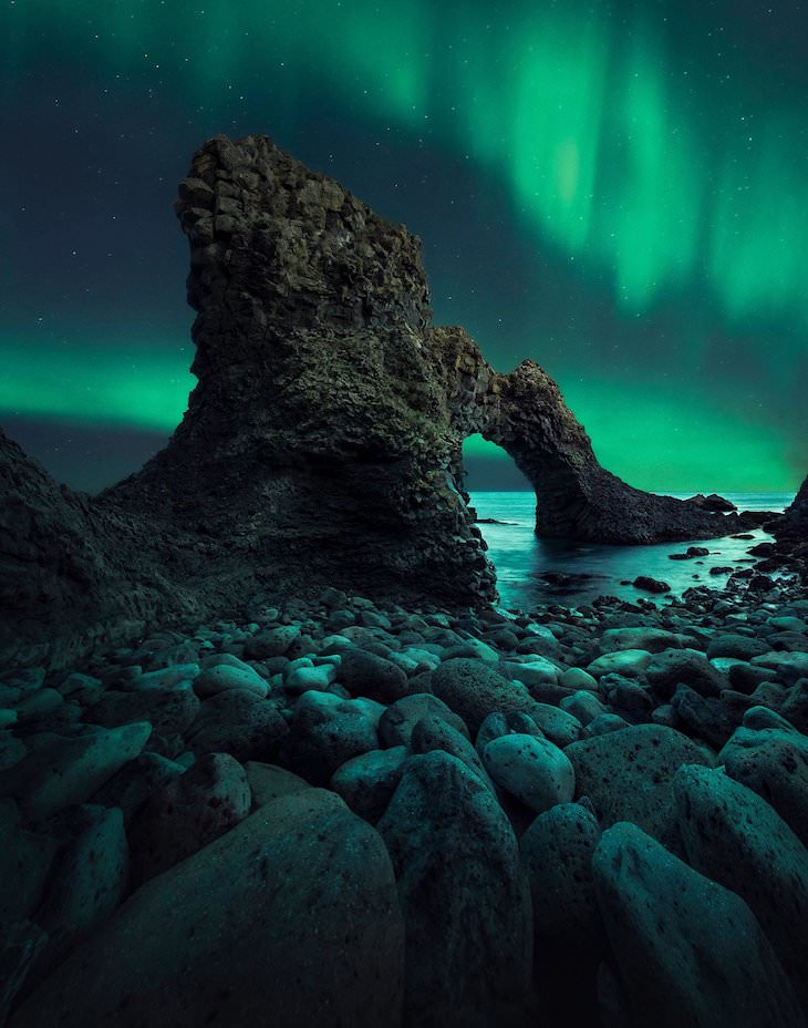 Las Mejores Fotos De Auroras Boreales Del 2020 "Puerta al norte" de Filip Hrebenda