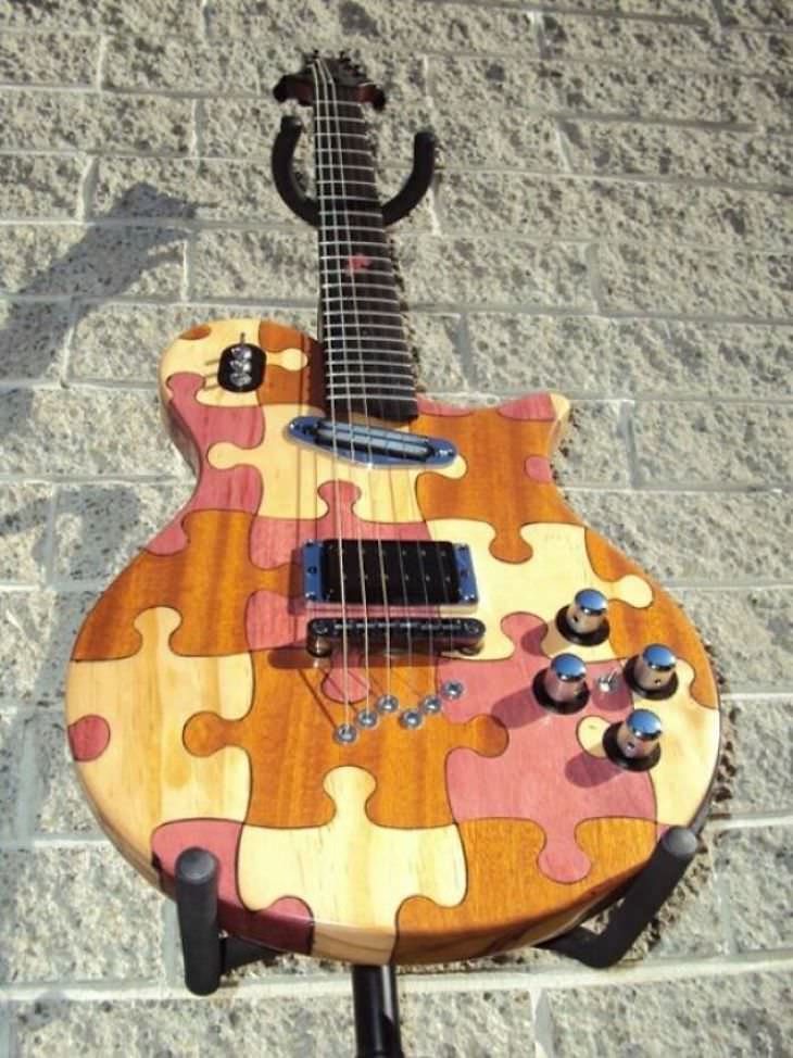 Pasatiempos Extraños Guitarra hecha a mano