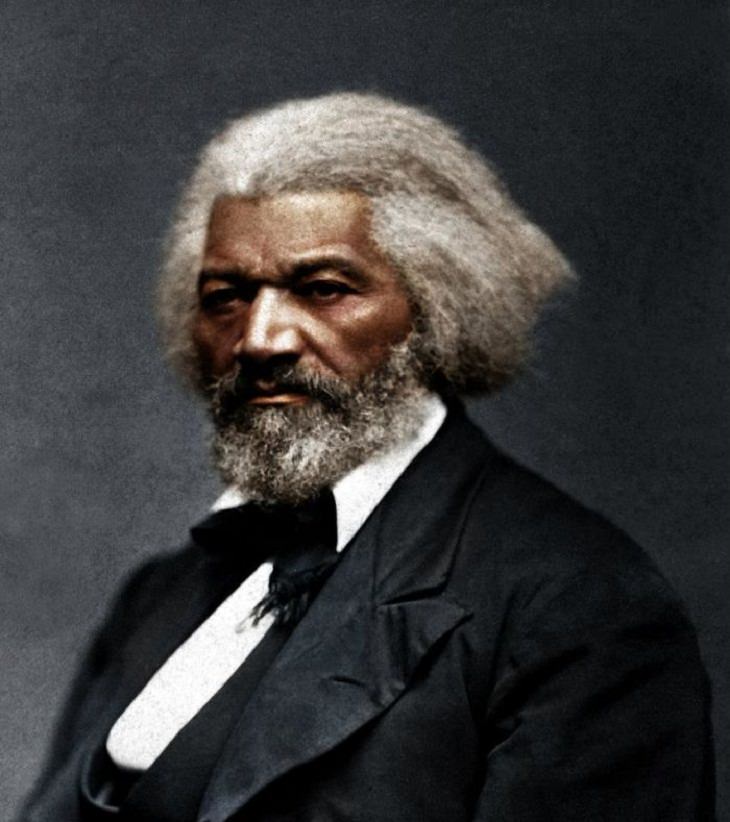 Fotos Antiguas a Color  Frederick Douglass