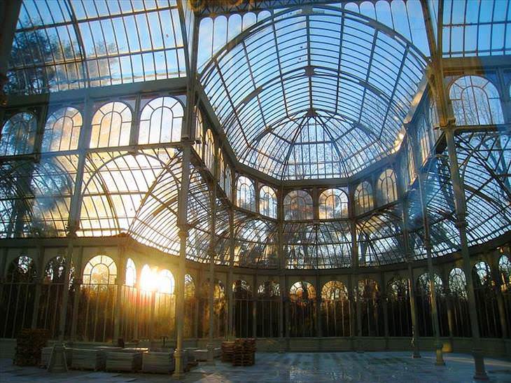 Lugares Turísticos En Madrid El Palacio De Cristal interior