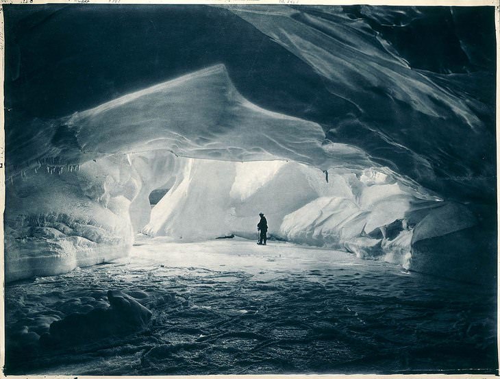 Paisajes de la Antártida imagen tomada por Frank Hurley 1911-14
