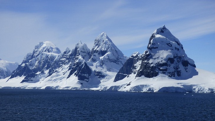 Paisajes de la Antártida cadenas montañosas