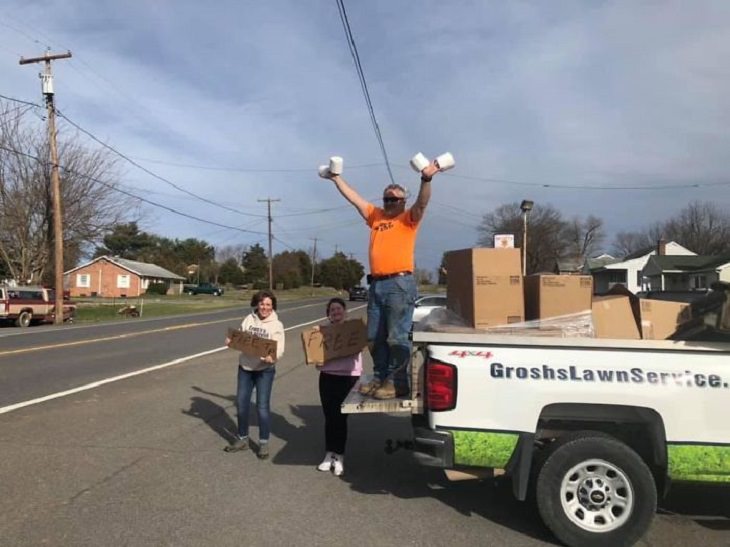 Heroes, positive moments and acts of kindness found all over the world in the midst of the Coronavirus lockdowns, quarantines and self-isolation,This family in Pennsylvania is giving away free toilet paper to anyone who needs it