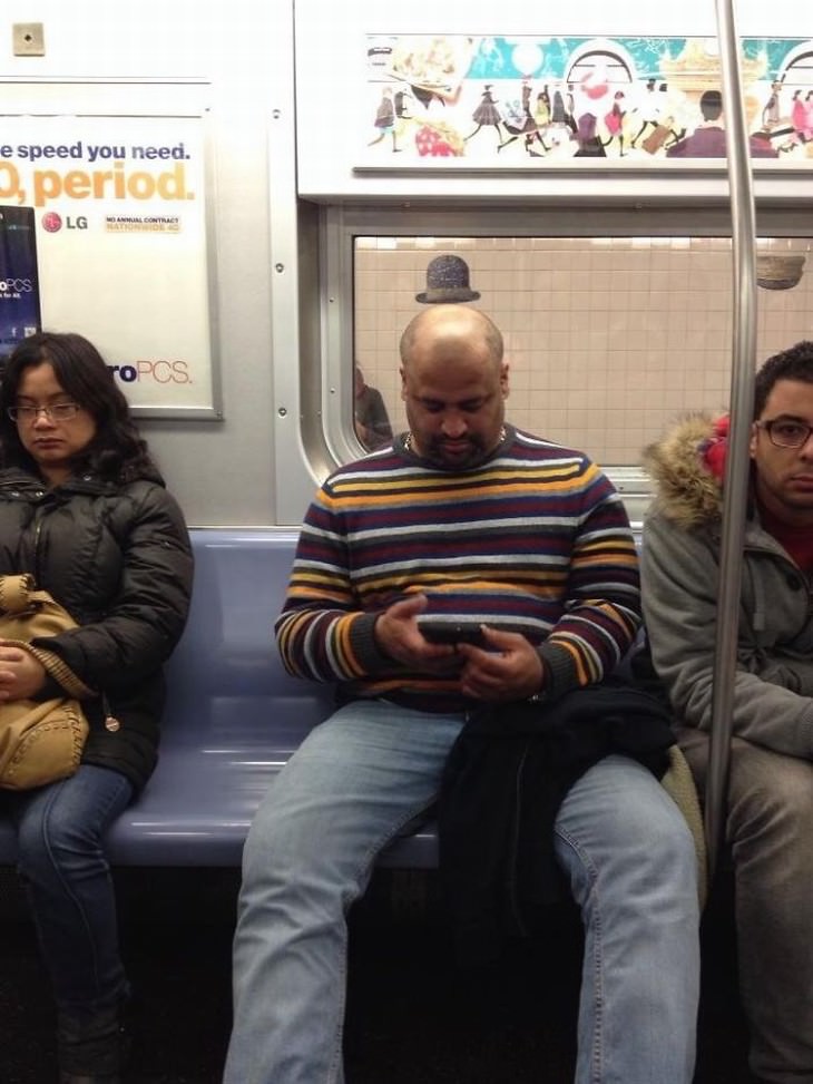 Imágenes divertidas en el metro hombre con sombrero