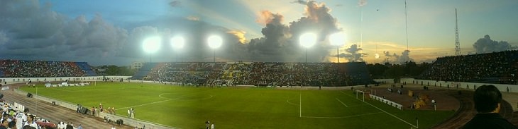 La Majestuosa Belleza De Cancún El estadio de fútbol Andrés Quintana Roo