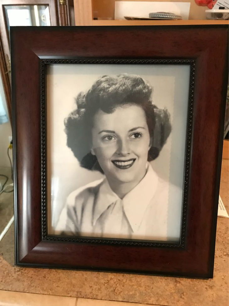 9. "Mi madre a los 16 años en 1949"