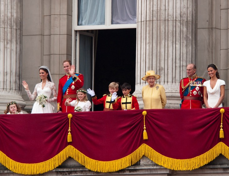 Príncipe William (hijo del príncipe Carlos, nieto de la reina Isabel II) y Catherine Middleton en la Abadía de Westminster, 29 de abril de 2011