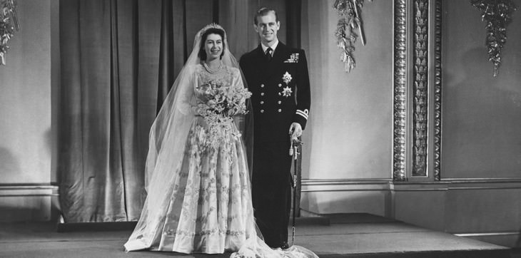La Reina Isabel II (entonces Princesa Isabel) y el Príncipe Felipe en la Abadía de Westminster, 20 de noviembre de 1947