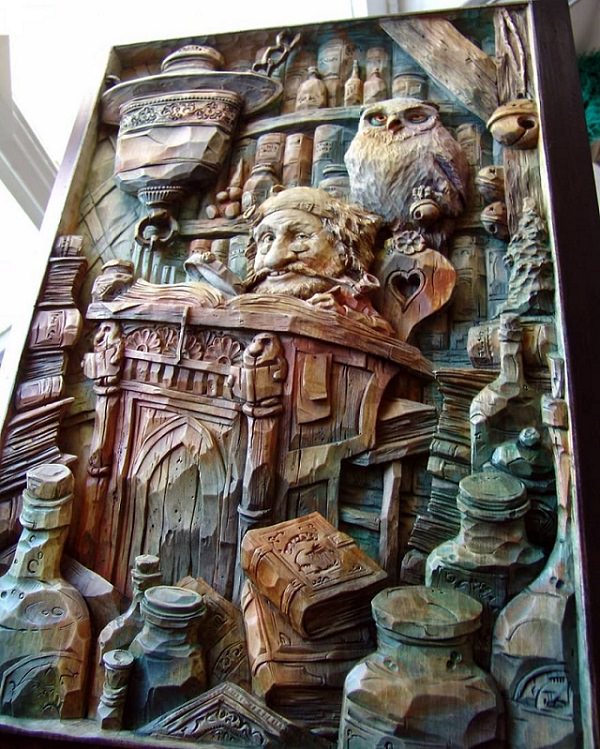 Arte en madera de Evgeny Dubovik bibliotecario
