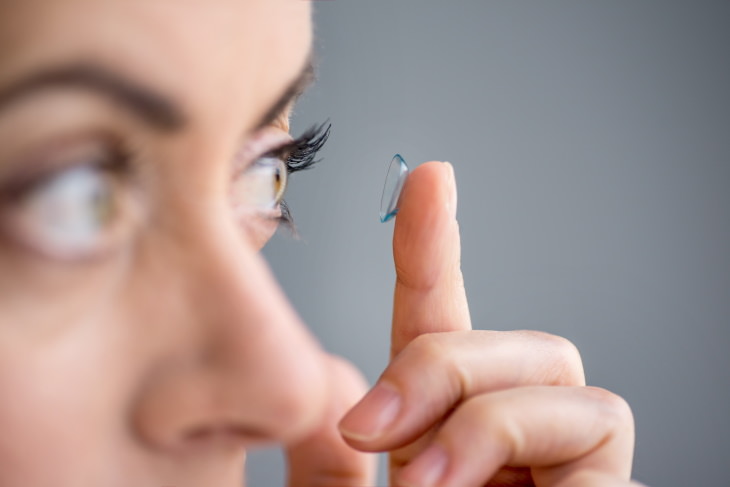 Cómo aliviar la conjuntivitis deja de usar lentes de contacto y maquillaje por unos días