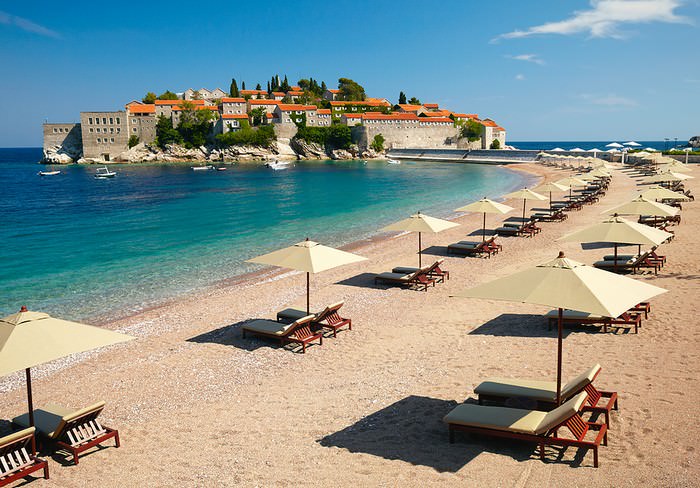 12 Sitos Recomendados Para Visitar En Montenegro Playa Sveti Stefan, Budva