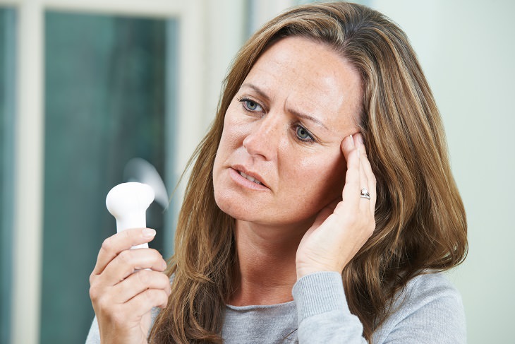A pesar de una disminución en la menopausia, las mujeres superan a los hombres en las pruebas de memoria