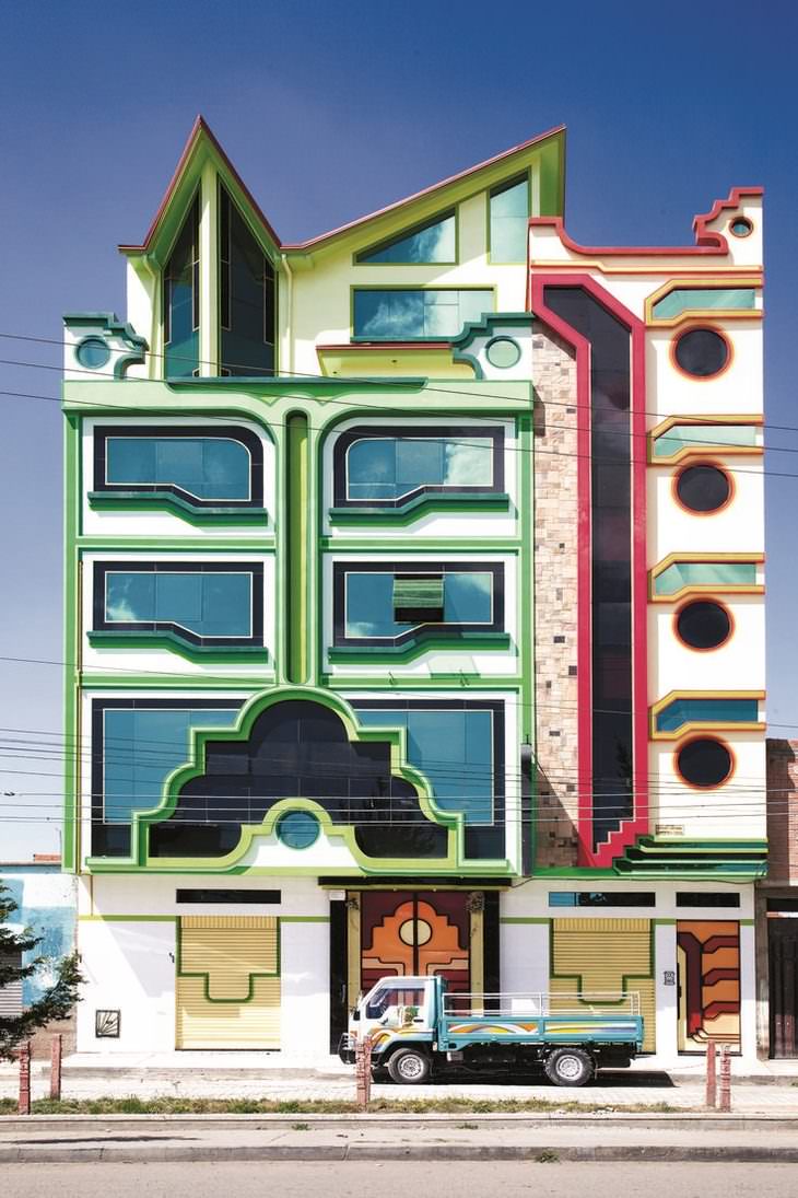 El Nuevo Estilo De Arquitectura Andina De Bolivia dos edificios juntos