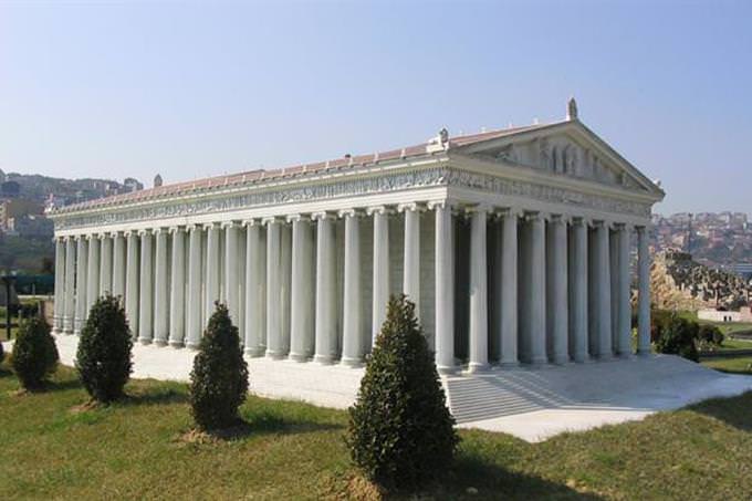 Miniature Temple of Artemis