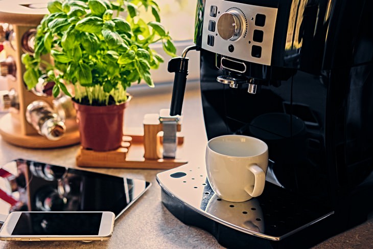Artículos que es mejor comprar de segunda mano  Máquinas de café espresso