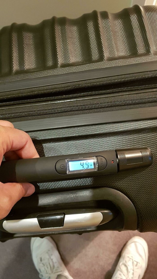 5. ¡Finalmente, una maleta que puede medir su propio peso!