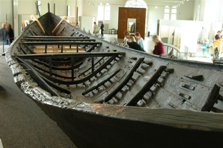 Barcos Antiguos Encontrados Nydam Mose (310-320)
