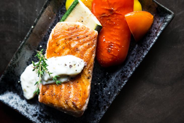 Alimentos Para Aliviar La Piel Seca Salmón y otros tipos de peces de agua fría
