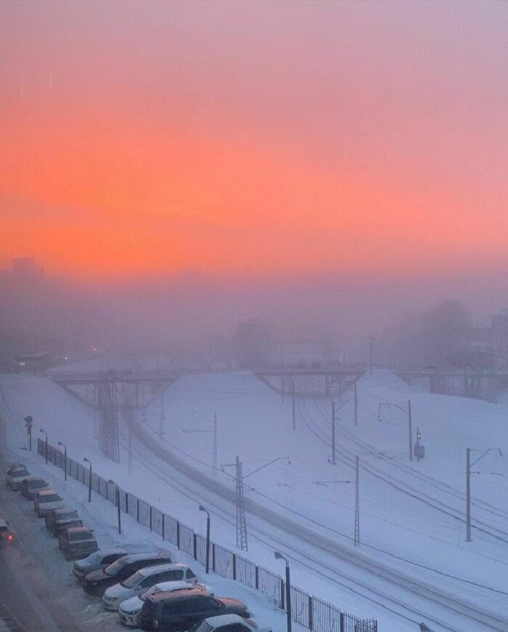 Temporada De Invierno El amanecer en Siberia