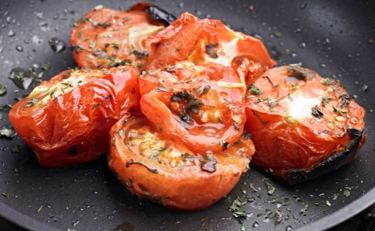 9 Verduras Que Son Más Saludables Cocinadas Tomates