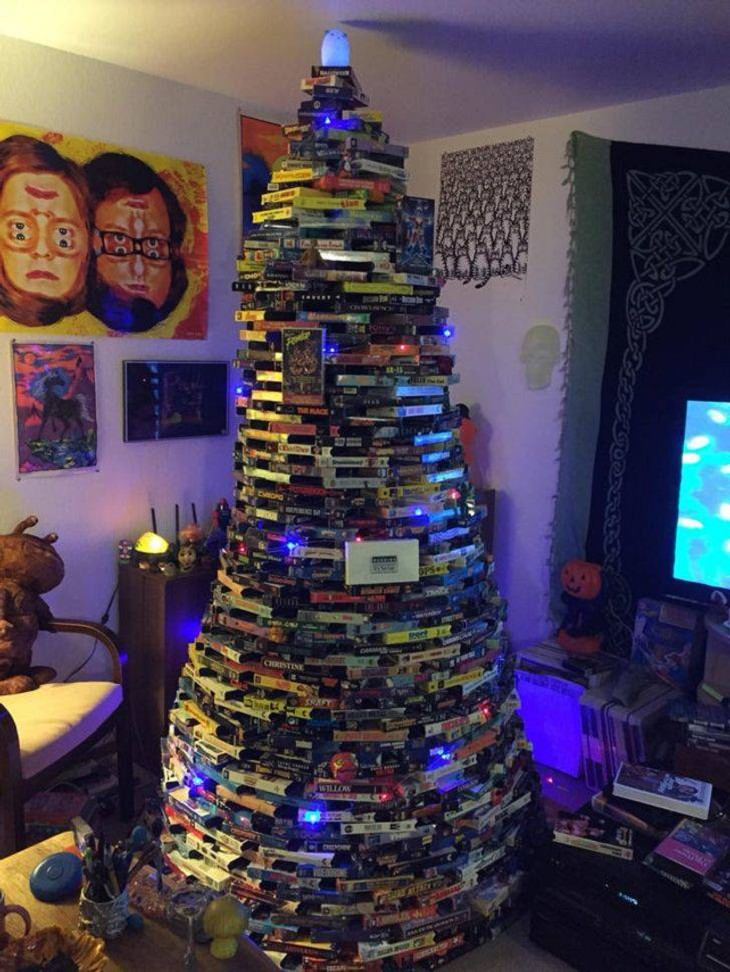  Obras De Arte Recicladas Árbol de navidad con casetes VHS