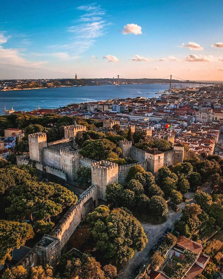 25 Fotos Aéreas Del Mundo Castillo de San Jorge en Lisboa, Portugal