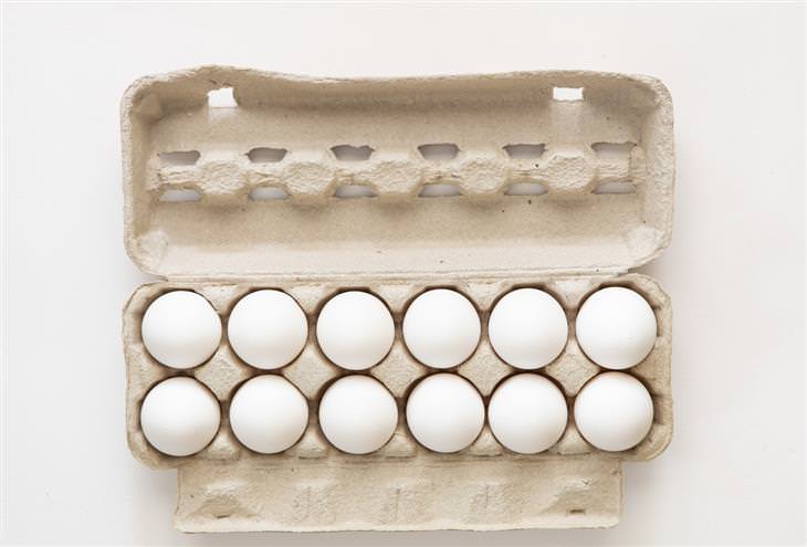 Consumo De Huevos Después De Su Fecha De Caducidad Cartón de huevos