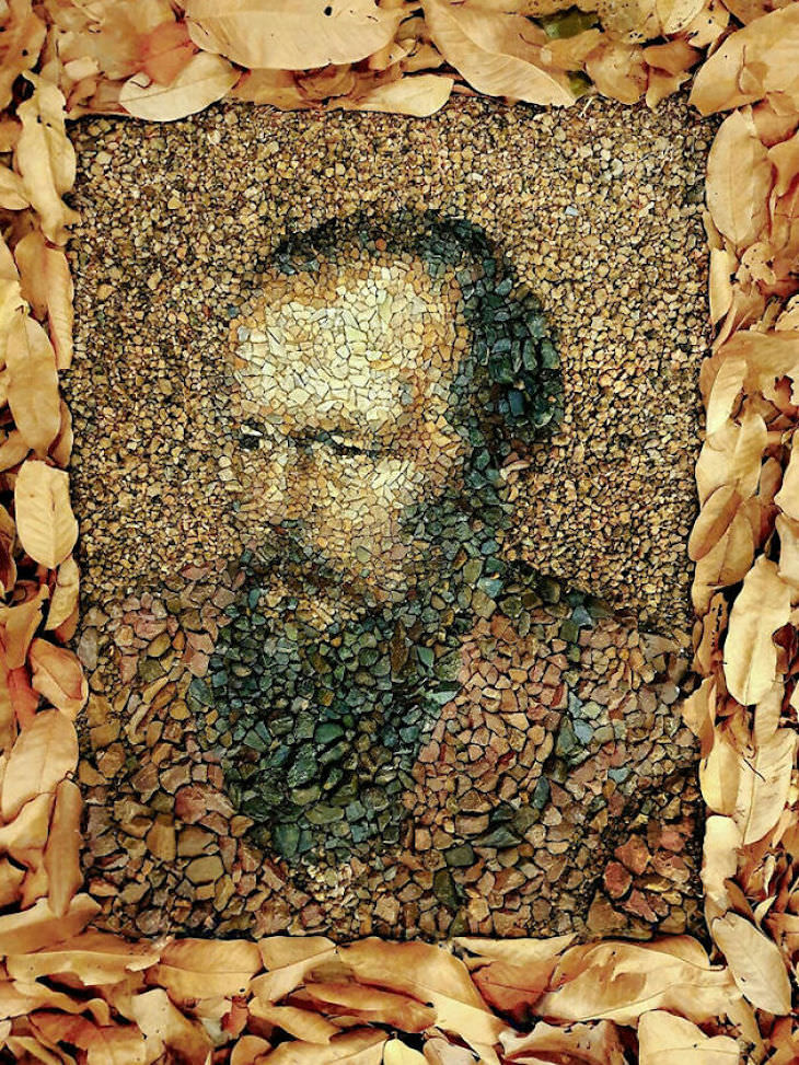 Mosaicos Hechos Completamente Con Piedras Marx